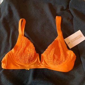 Underwire swim top NWT